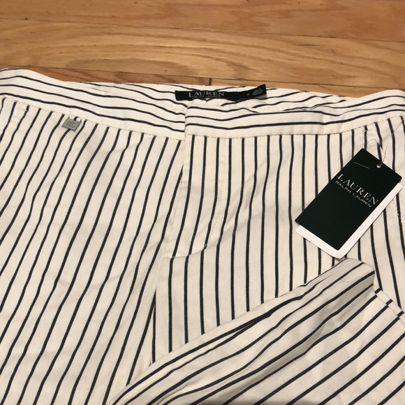 Brand new! Ralph Lauren pinstripe pants! Size 4! In winter Cream color! - Picture 7 of 8
